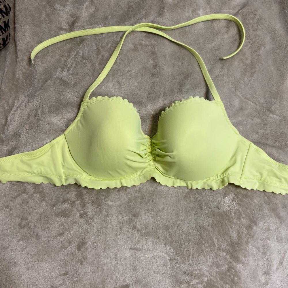 Victoria’s Secret | Bikini Top 34DD